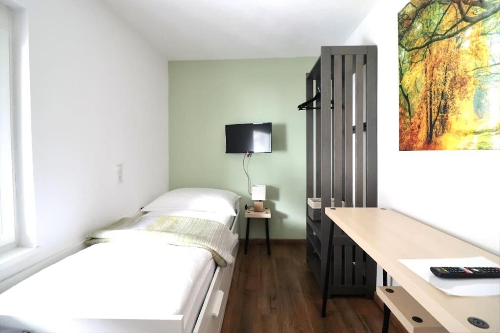 Schickes Zimmer Mit Top-Ausstattung In Idealer Lage Фельдкірш Екстер'єр фото